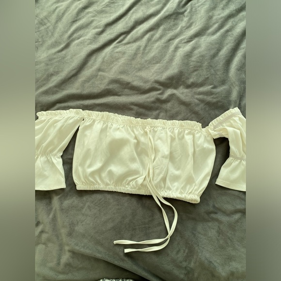 Crop Top - Picture 1 of 3